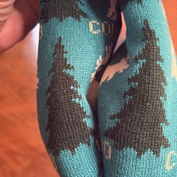 NWT -Slipper Socks, Colorado - warm and cozy - really soft - fits side 5-8 - Picture 7 of 8